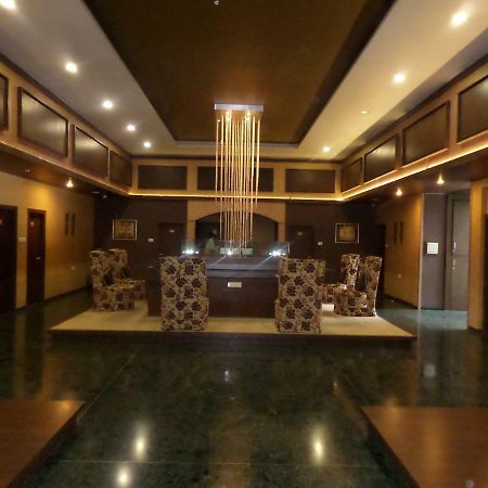 Matrix Inn Chakan Exterior photo
